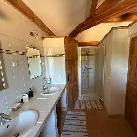 Holiday home Avec Piscine De 25 M Et